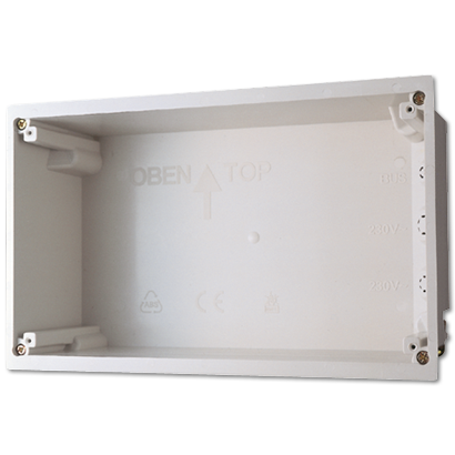 Flush-mounted recessed box